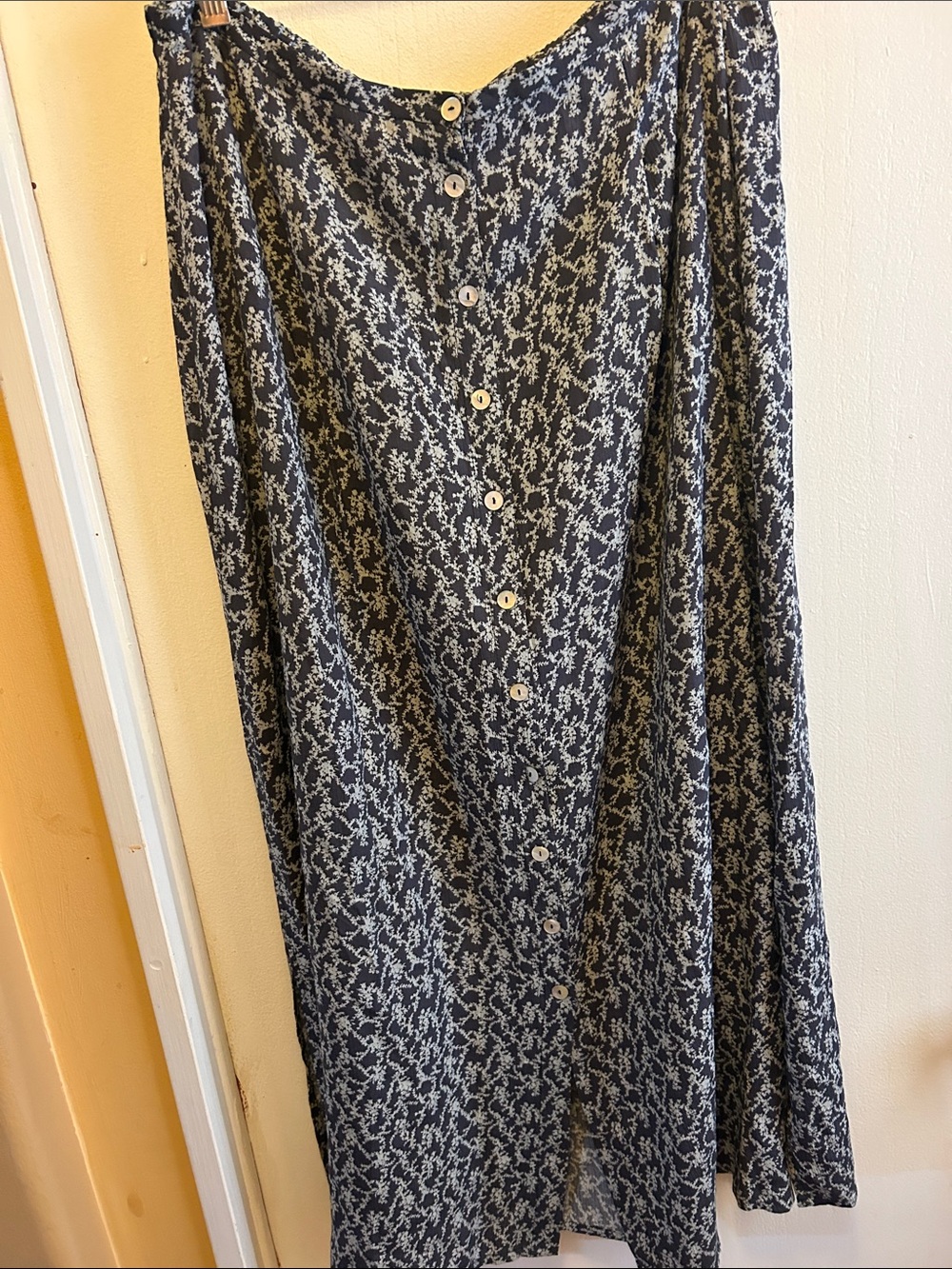 Jones New York Navy and Cream Button-Front Maxi Skirt